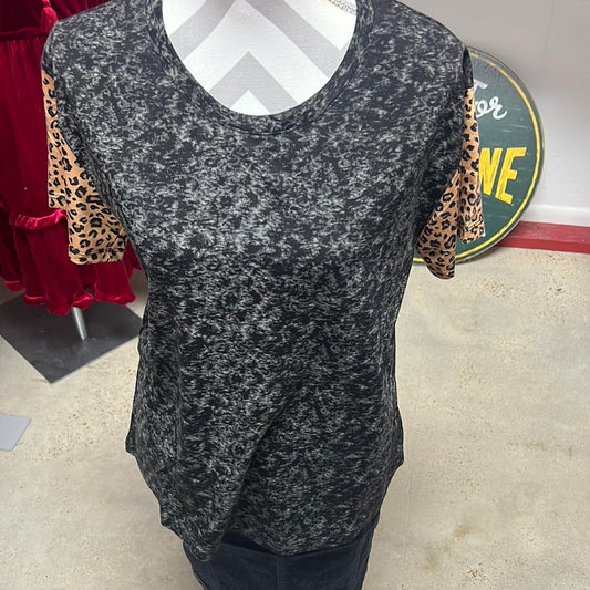 Black and Cheetah Sleeve