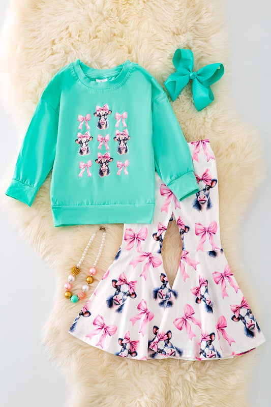 MINT SWEATSHIRT WITH COW PRINTED BOTTOMS. OFG41472 JEAN